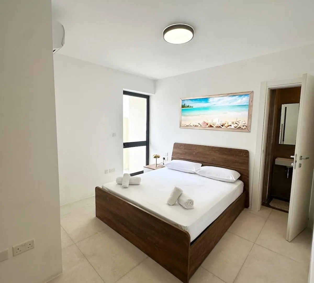 Elegant Escape In Paceville Saint Julian's Apartment